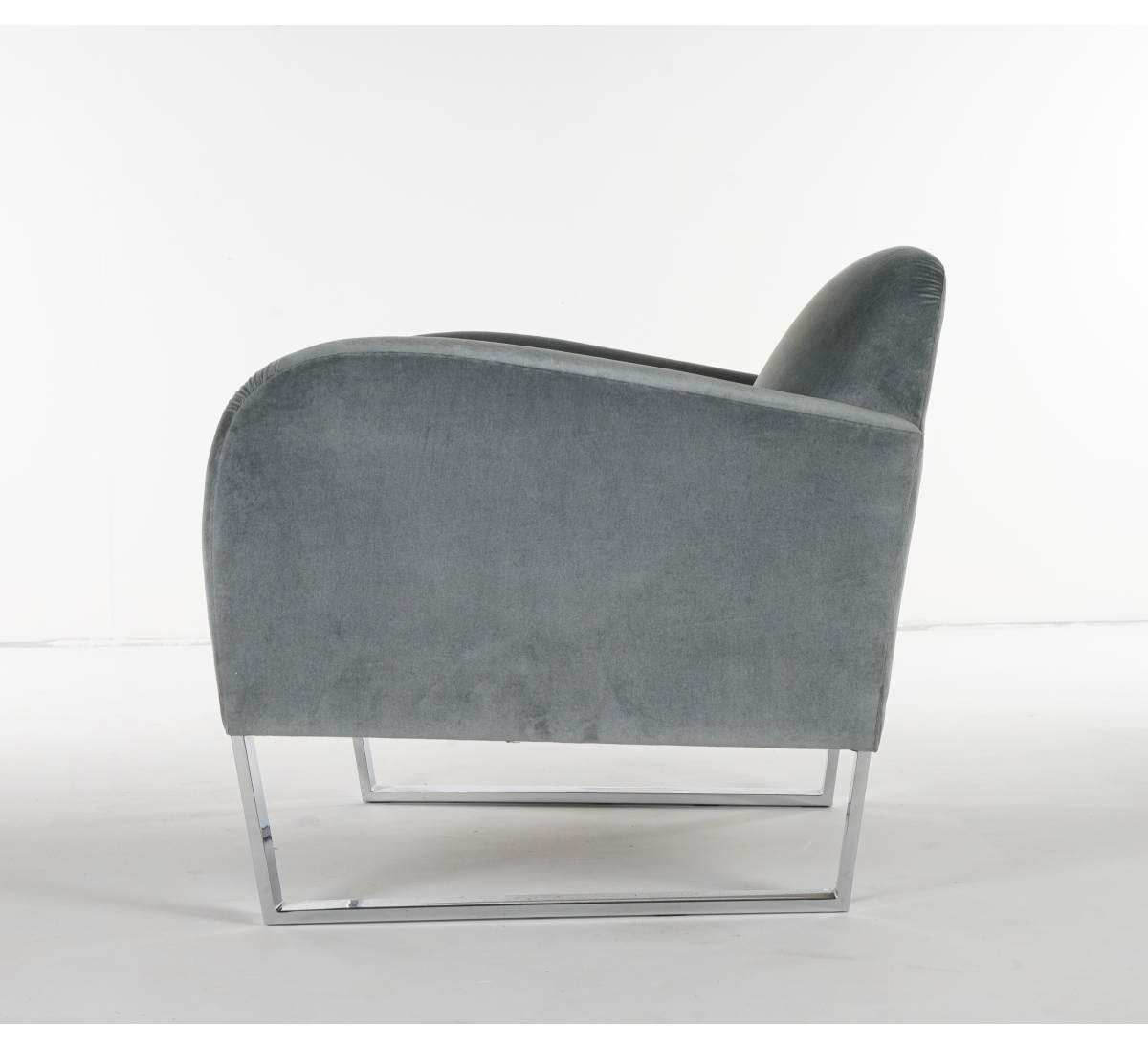 Кресло FOCAL Donghia, стоимость 660 000 руб.  Фотография 4